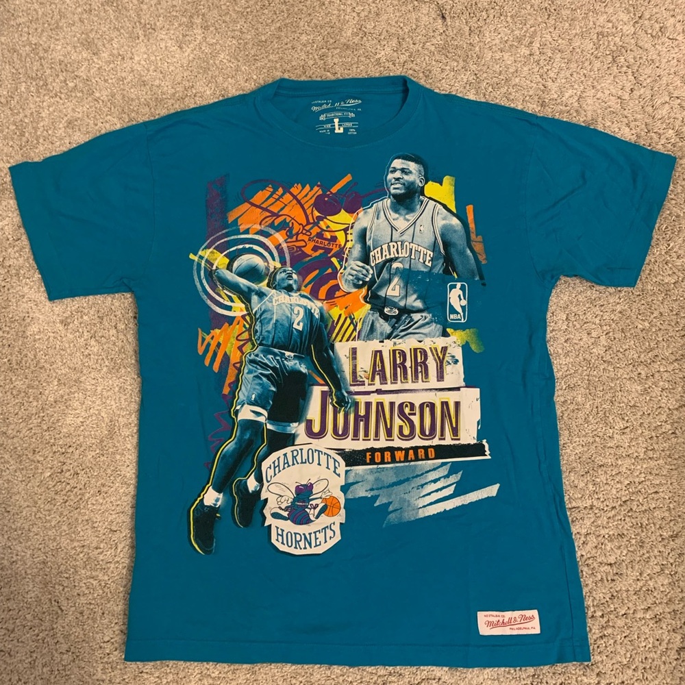 Mitchell & Ness Teal Charlotte Hornets Player Tee Larry Johnson